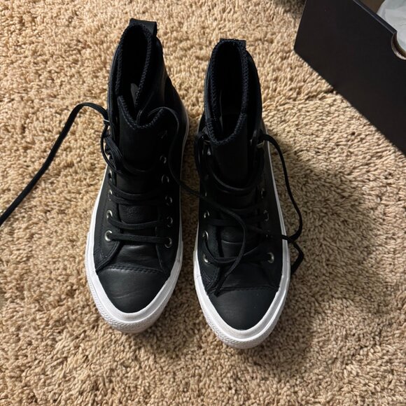 Converse Size 7 Black Water proof Chucks - Picture 6 of 6